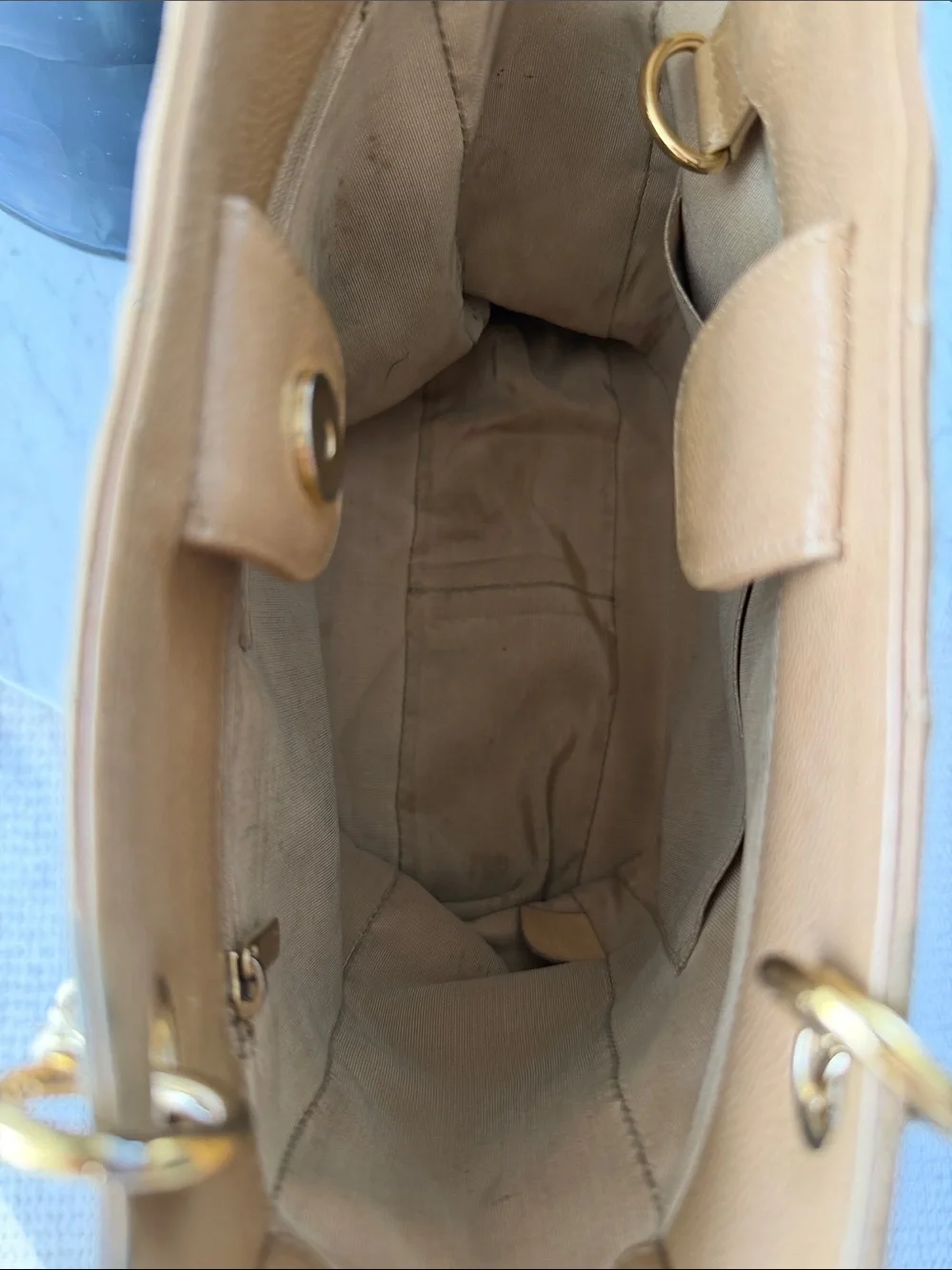 CHANEL Vintage Caviar Quilted Tan Leather Shoulder Tote with Gold Chain Straps - Picture 8 of 16